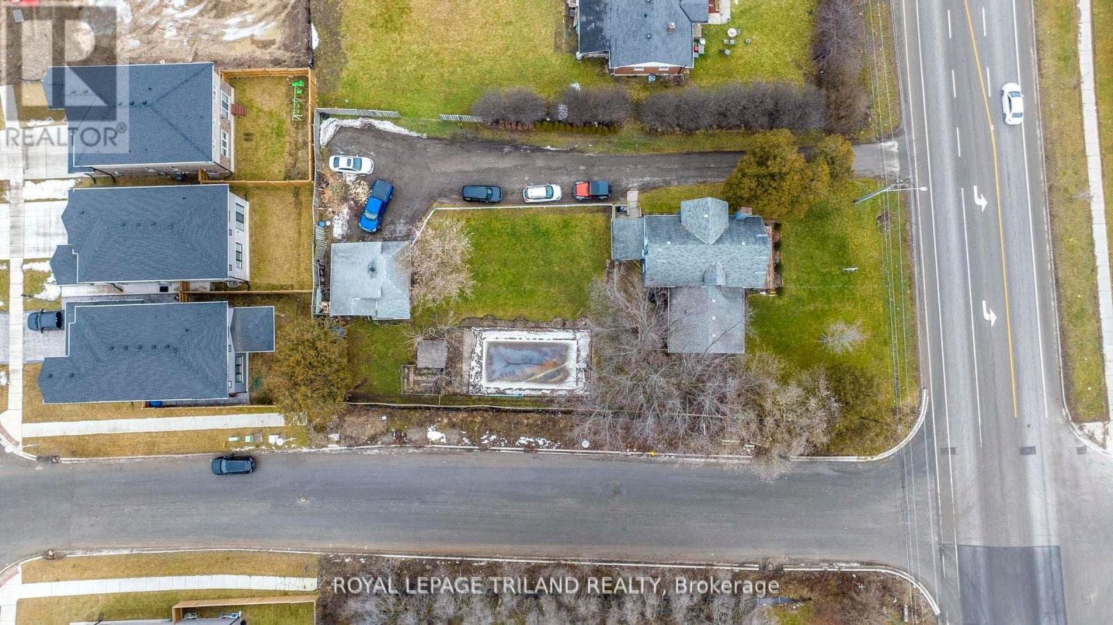 3077 WHITE OAK ROAD, London and St. Thomas — photo 2