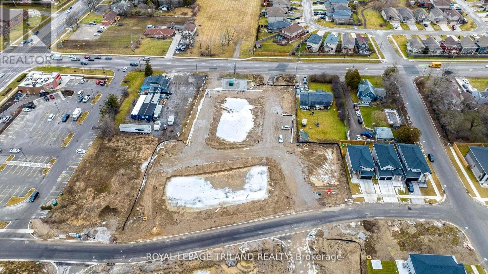 3077 WHITE OAK ROAD, London and St. Thomas — photo 4