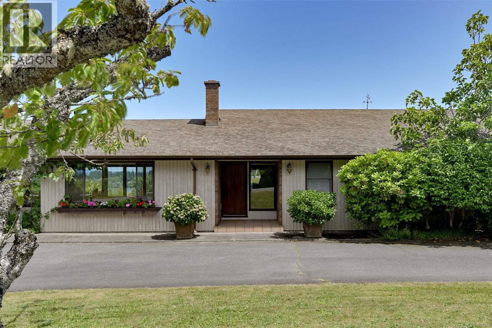 5489 FOREST HILL ROAD, Victoria — photo 4