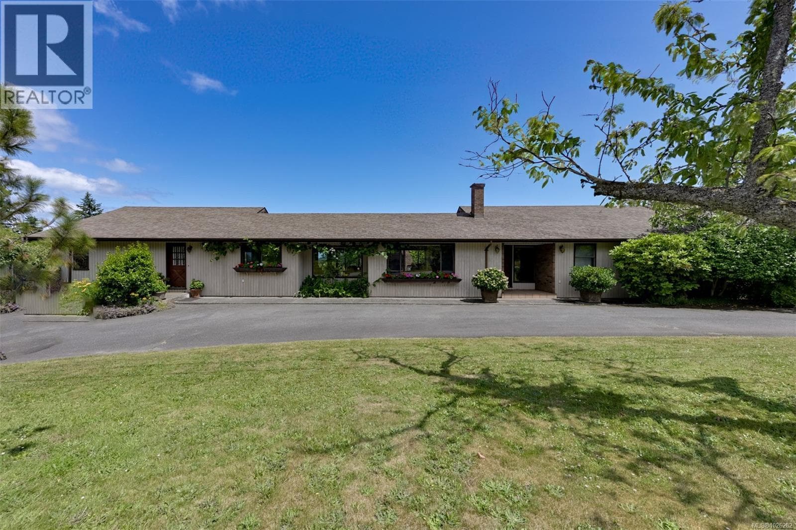 5489 FOREST HILL ROAD, Victoria — photo 3
