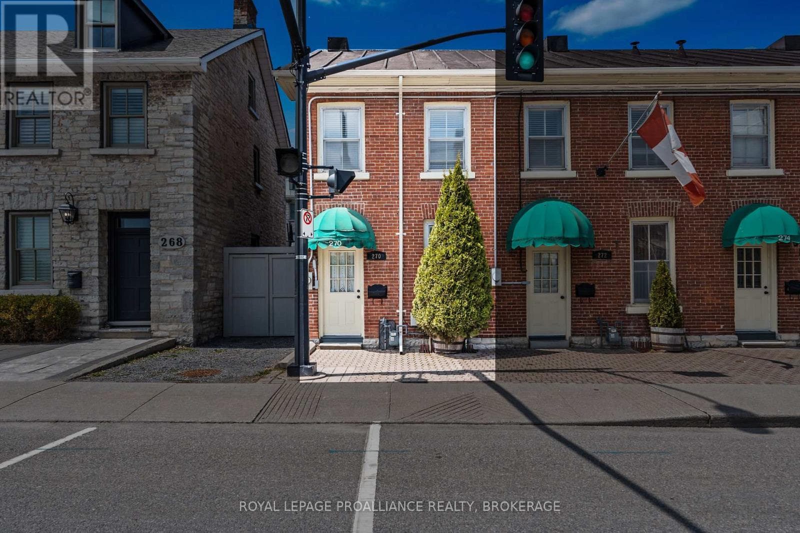 270 WELLINGTON STREET in Inner Harbour