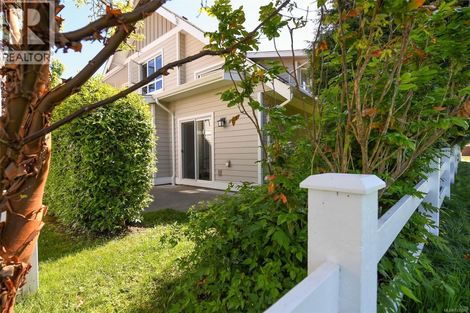 1 700 Lancaster Way, Vancouver Island — photo 5