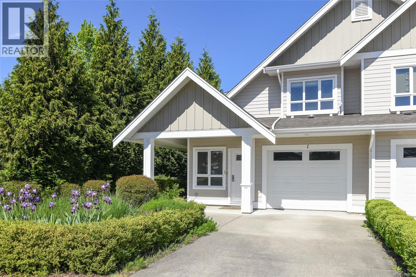 1 700 Lancaster Way in 