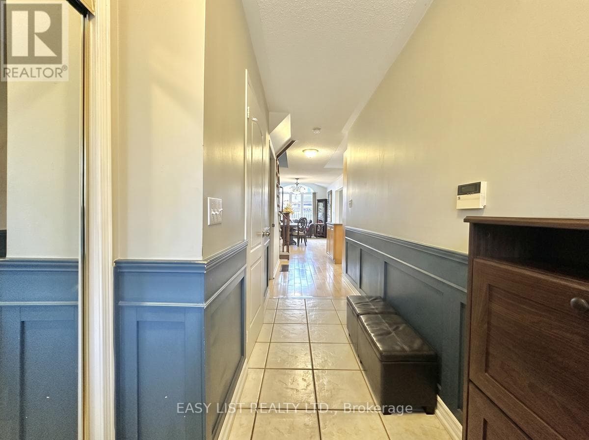 1104 CARDING MILL PLAZA, Toronto — photo 3
