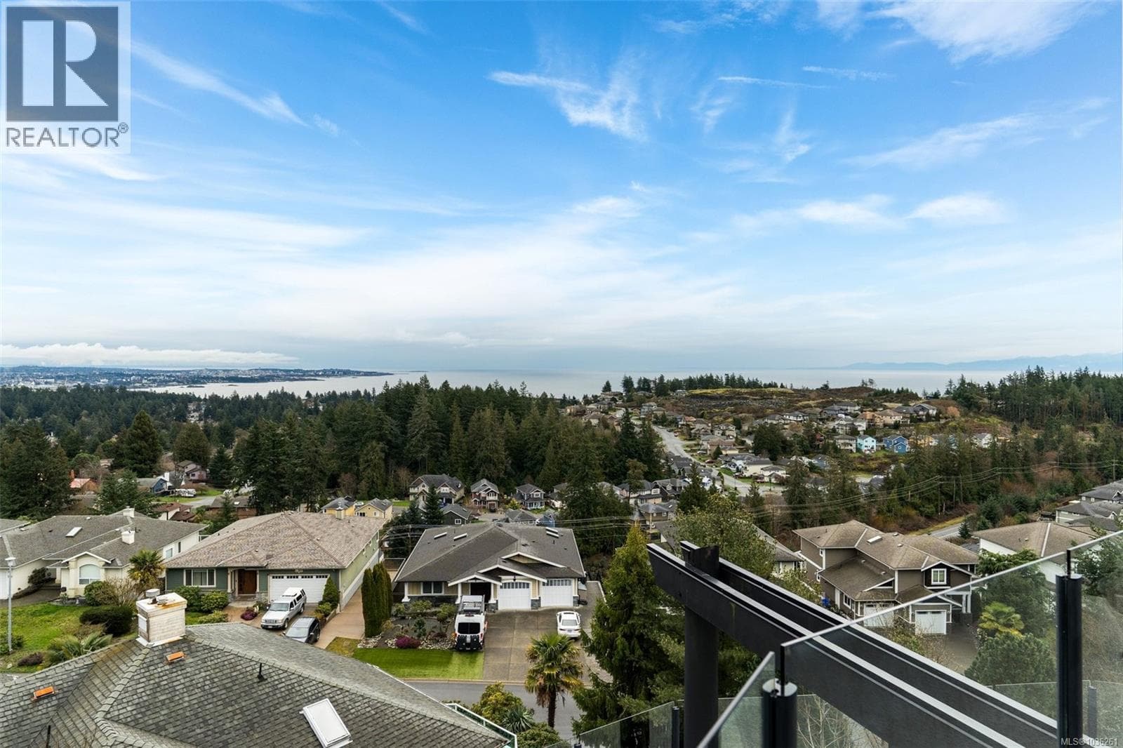 3392 Haida Dr, Victoria — photo 5