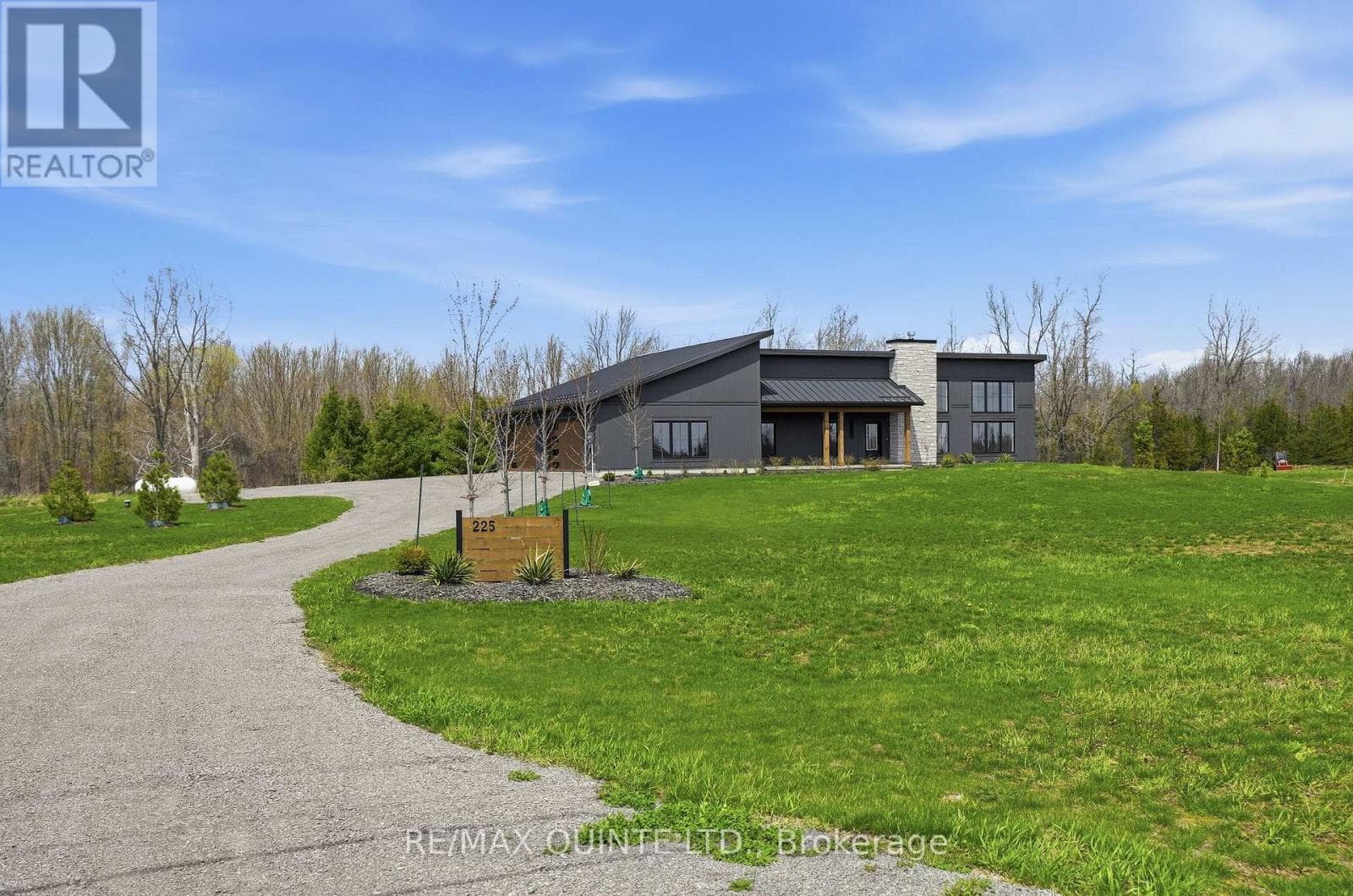 225 MITCHELLS CROSSROAD in 