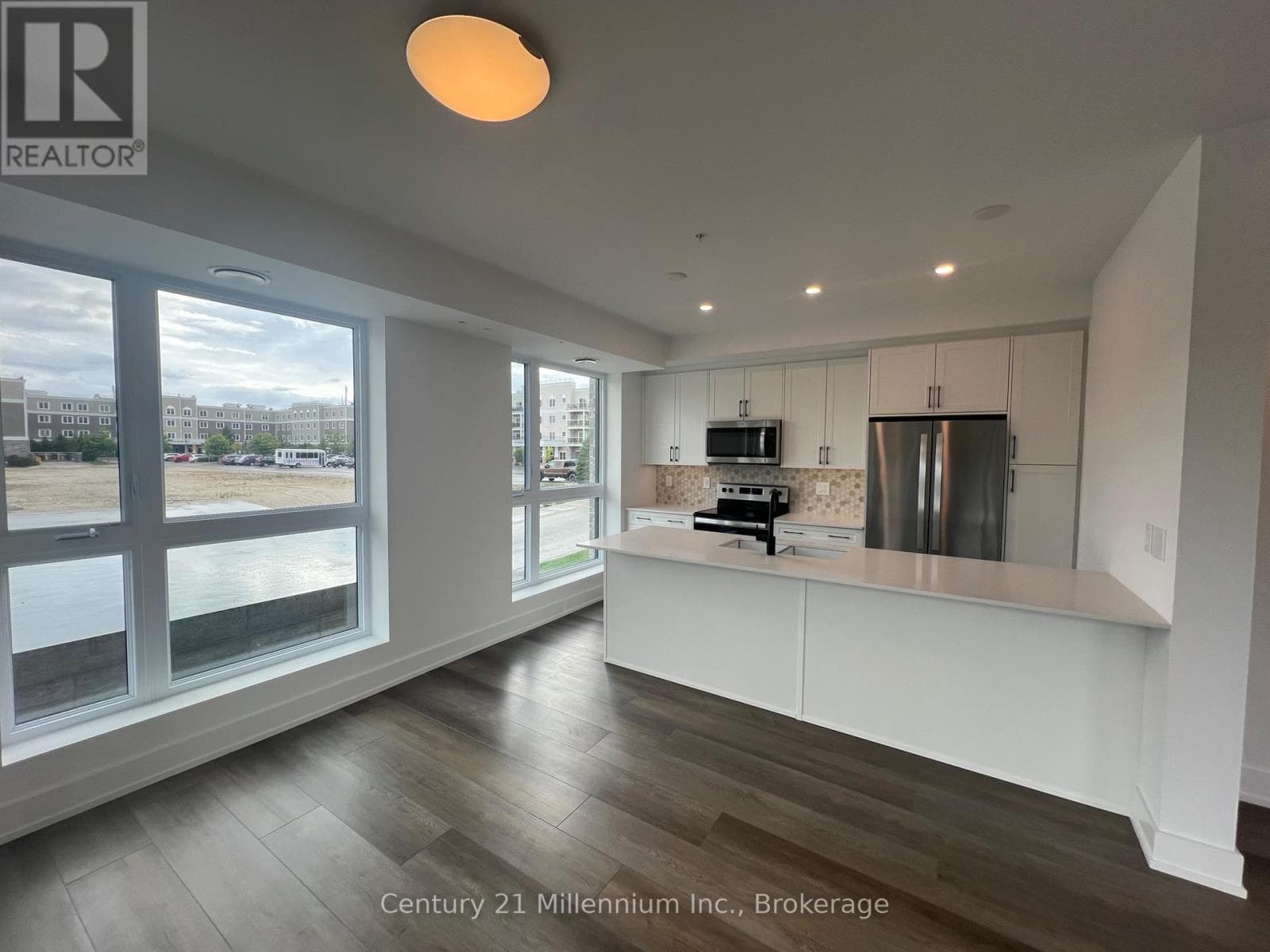 122 - 4 KIMBERLY LANE, OnePoint — photo 3