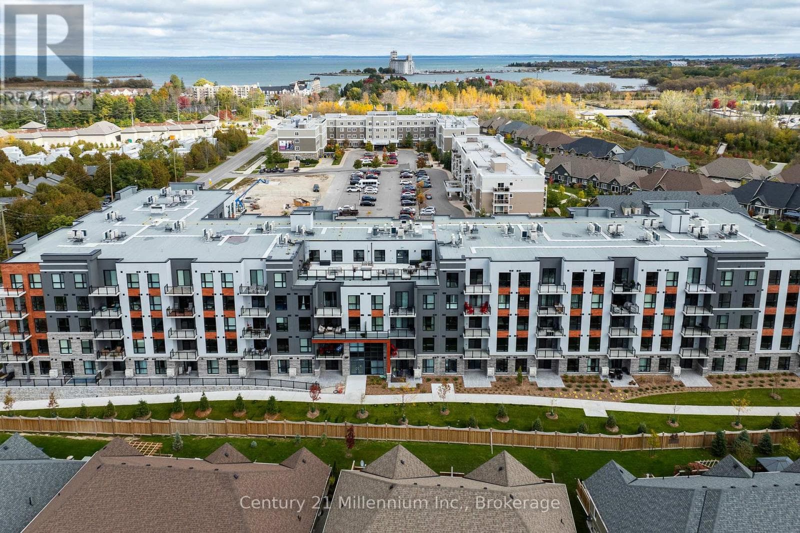 122 - 4 KIMBERLY LANE, OnePoint — photo 4