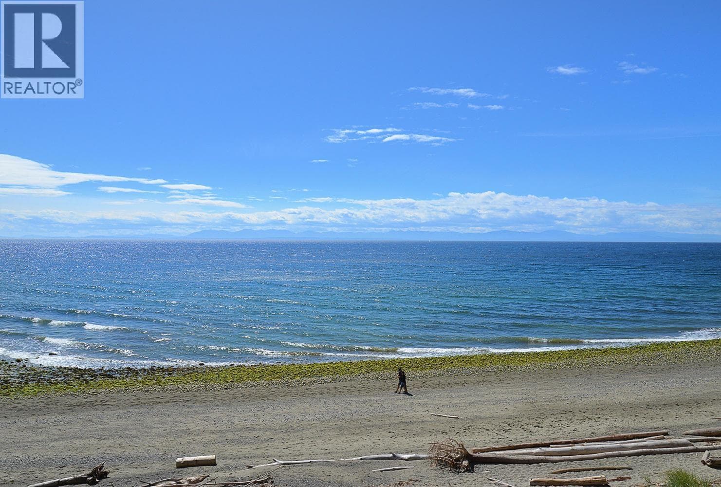 1590 OCEAN BEACH ESPLANADE, Greater Vancouver — photo 3
