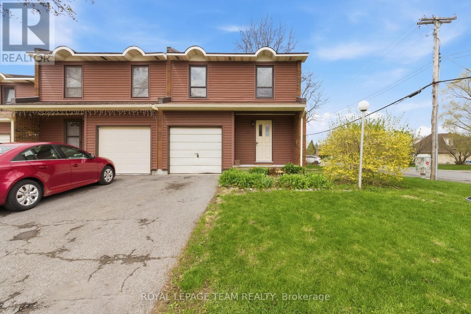 66 - 4 ARNOLD DRIVE in BELLS CORNERS EAST