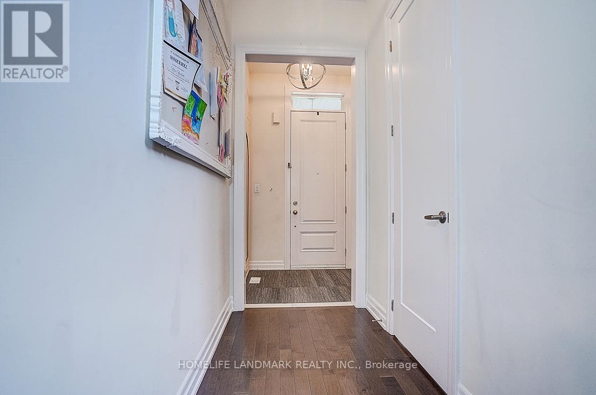 56 BOTELHO CIRCLE, Toronto — photo 3