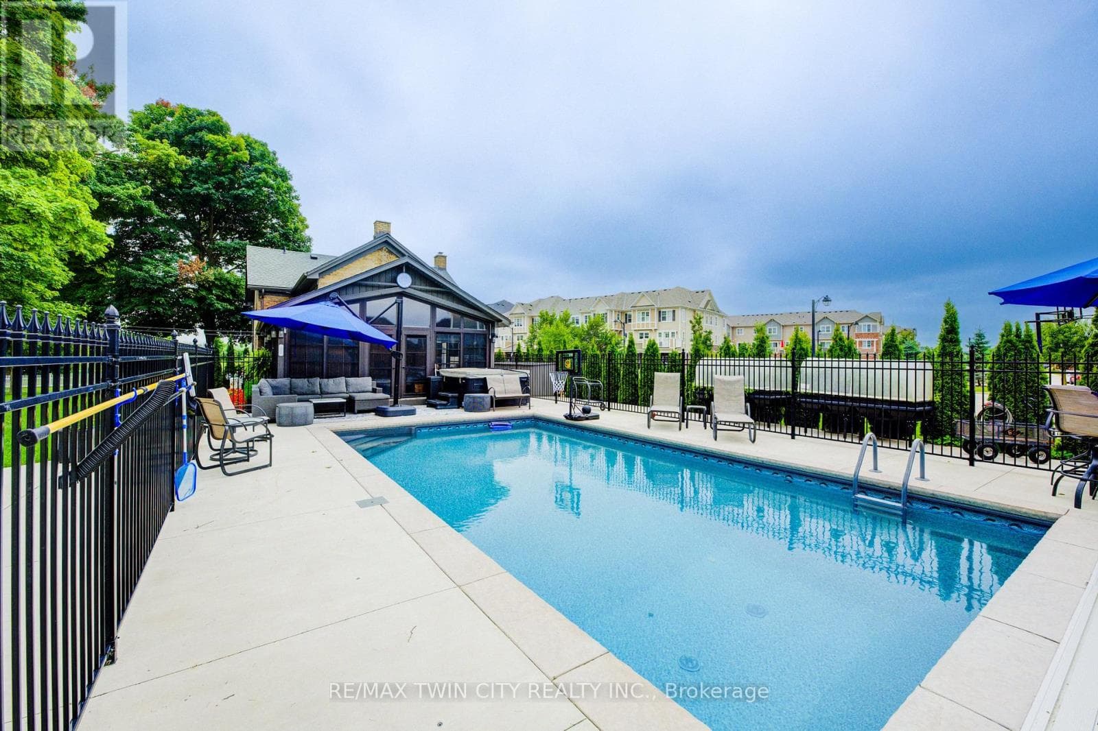 920 ORR COURT, Toronto — photo 2