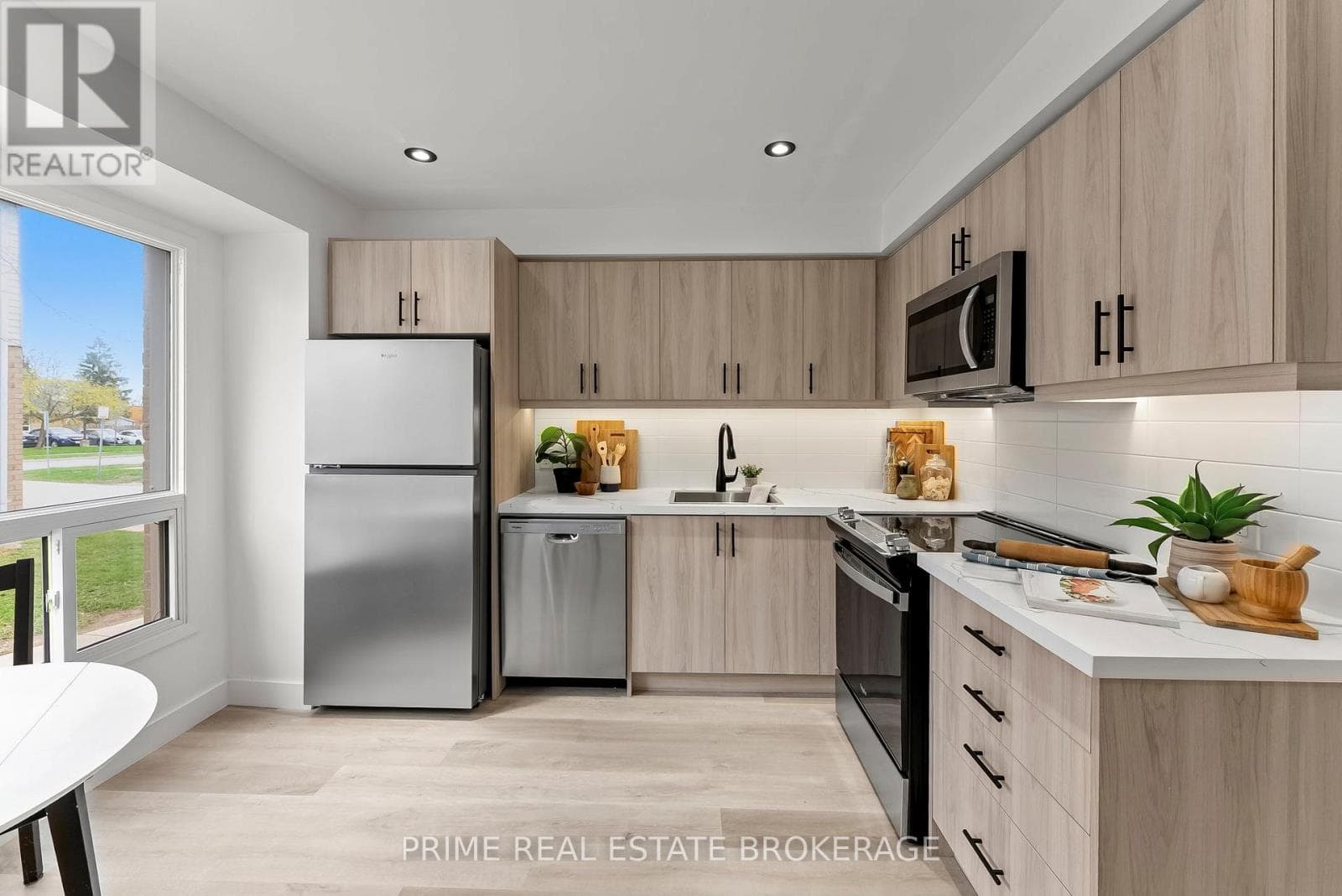 48 - 126 BELMONT DRIVE, London and St. Thomas — photo 4