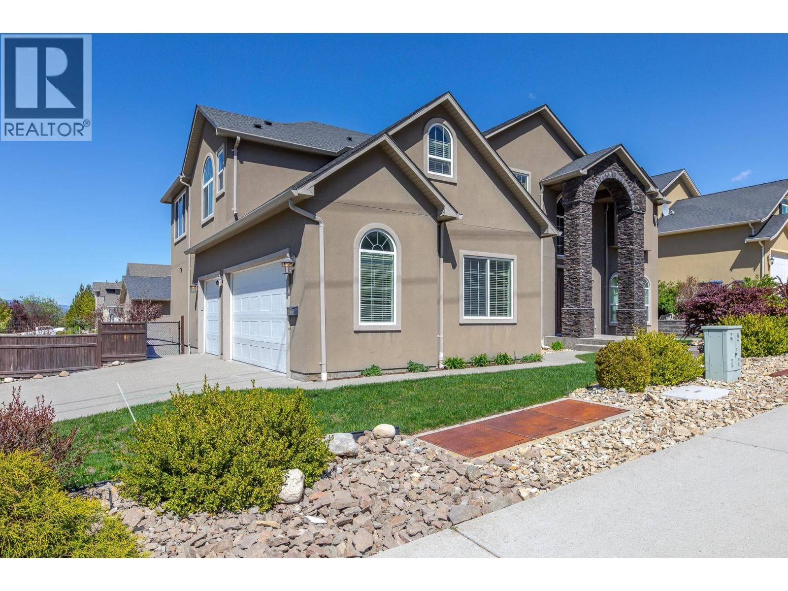 2377 WILTSE DRIVE, Interior REALTORS® — photo 2