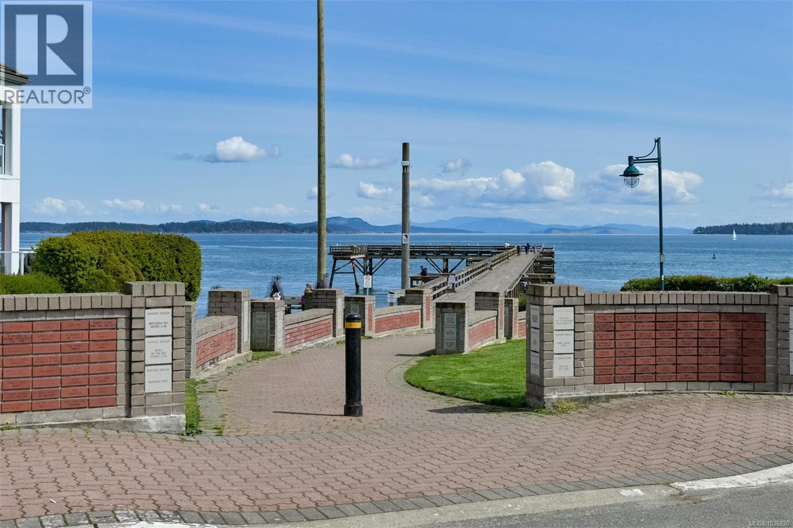 2535 Bevan Ave, Victoria — photo 5