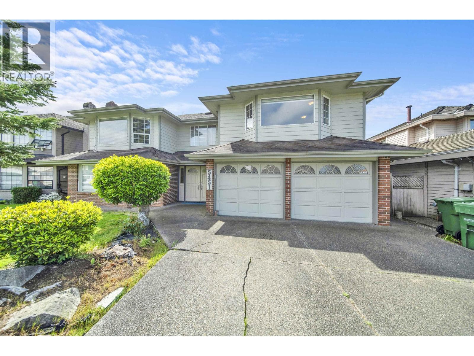 5451 MYTKO CRESCENT in Blundell