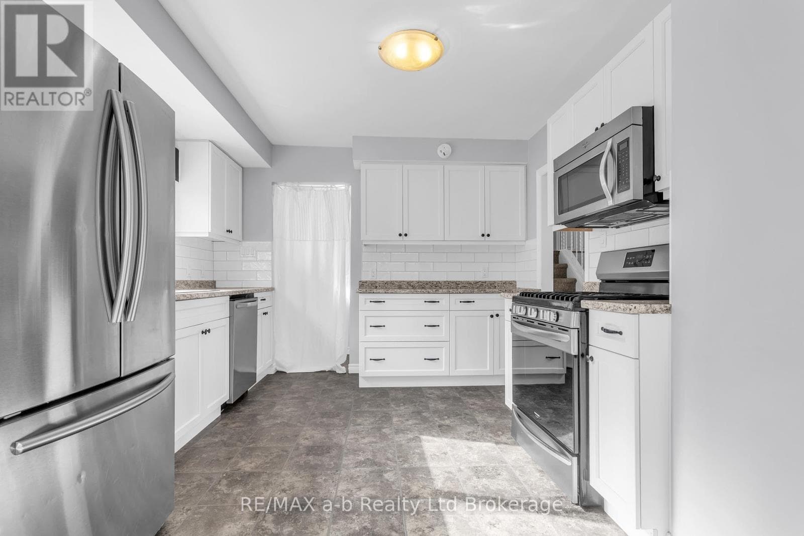21 PEGGY AVENUE, Woodstock-Ingersoll-Tillsonburg — photo 5