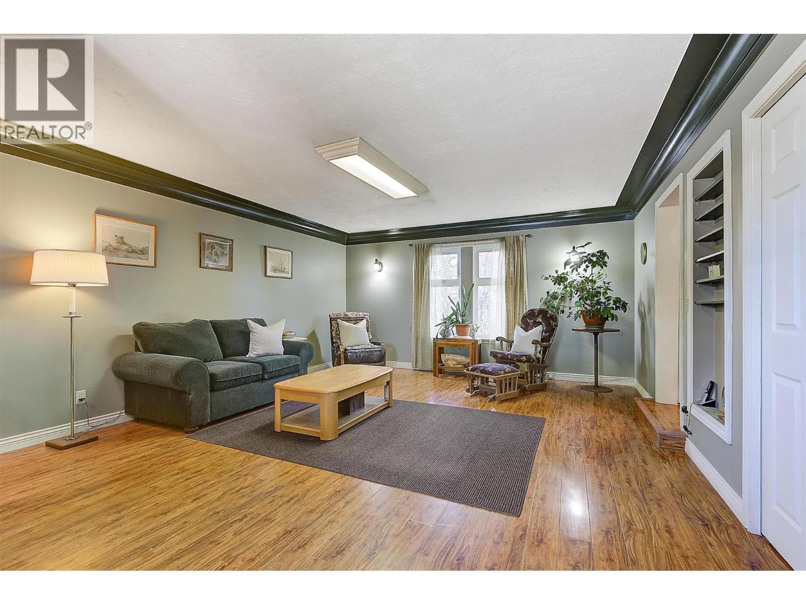 725 FRASER ROAD, Interior REALTORS® — photo 5