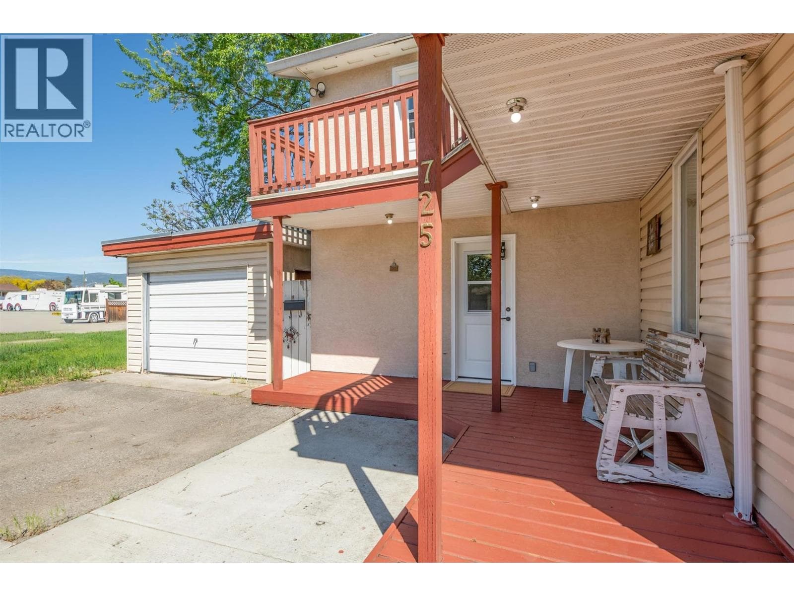 725 FRASER ROAD, Interior REALTORS® — photo 4
