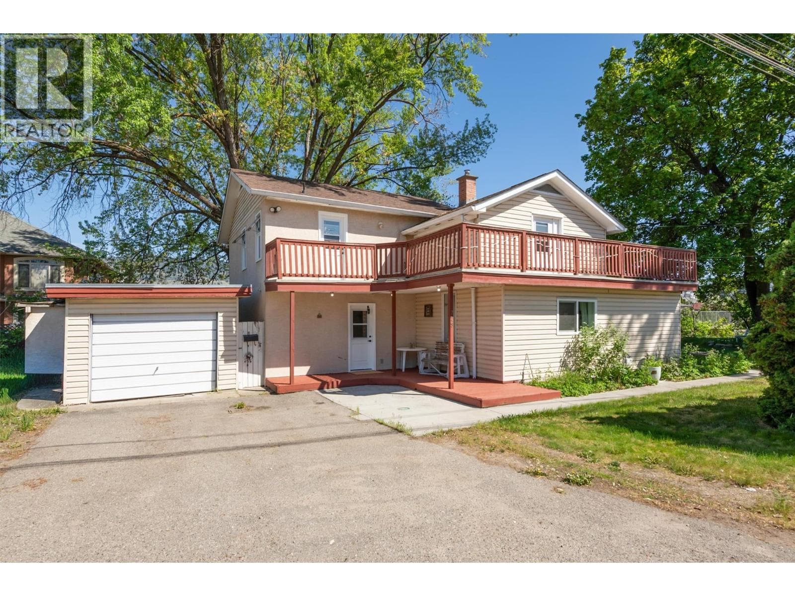 725 FRASER ROAD, Interior REALTORS® — photo 3