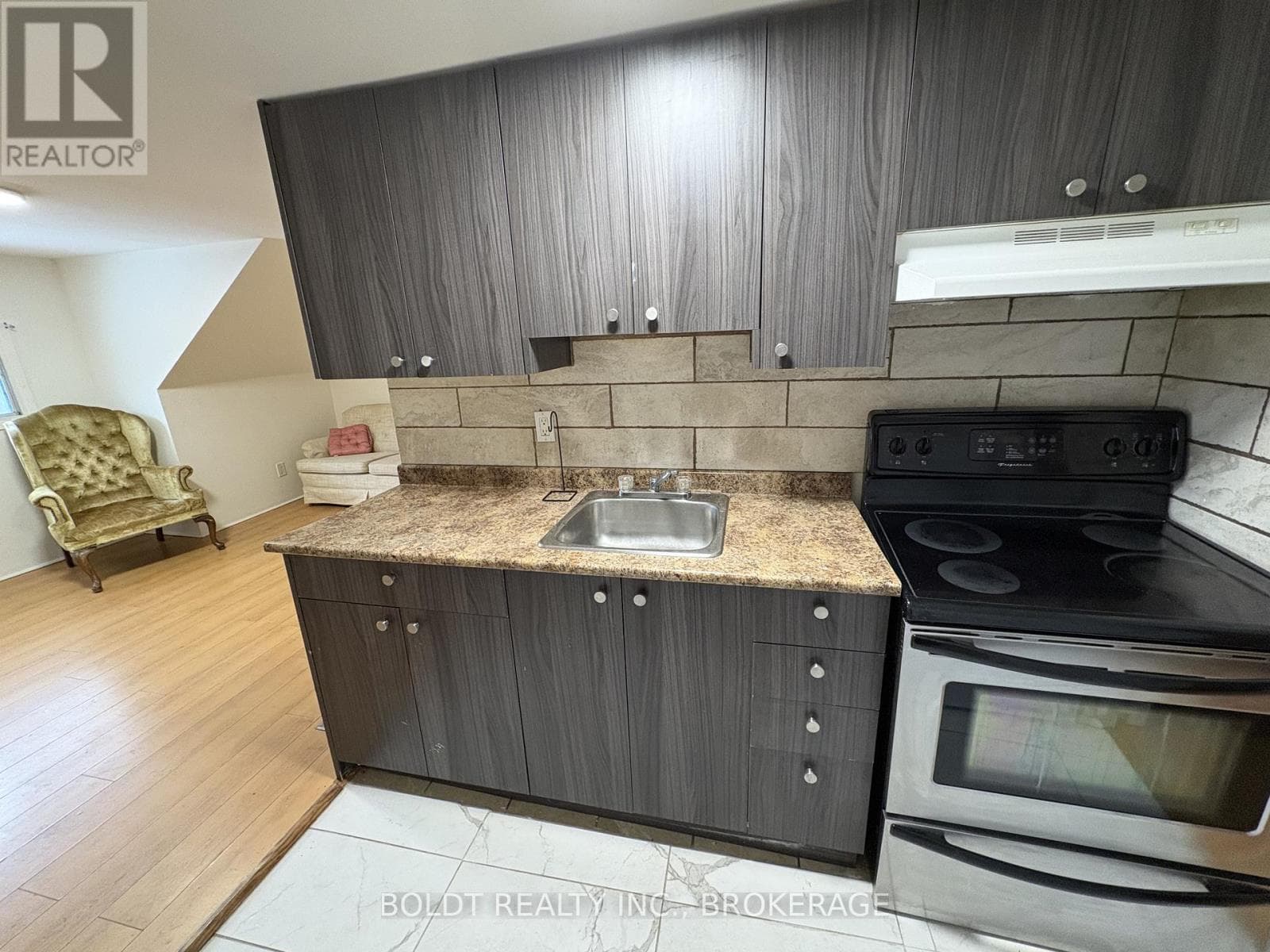 5145 RICE CRESCENT, Niagara — photo 4