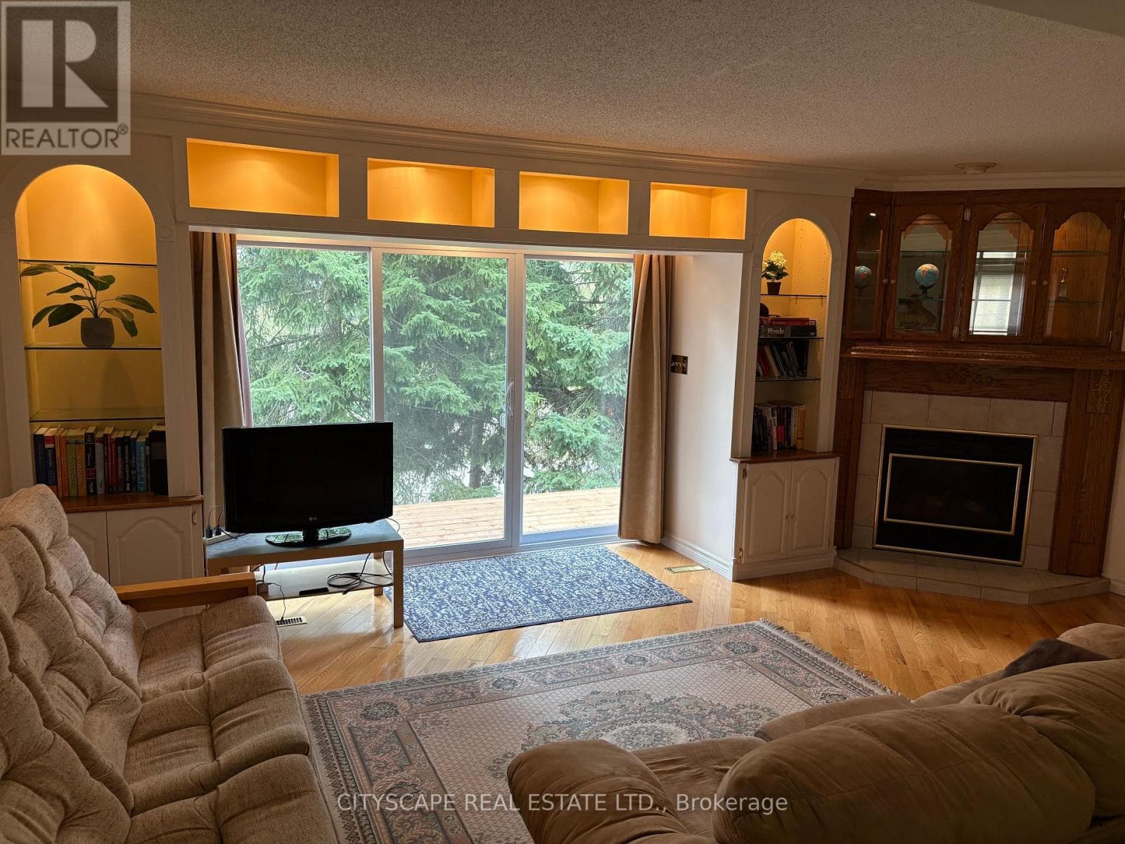 17 - 250 KEATS WAY, Toronto — photo 4
