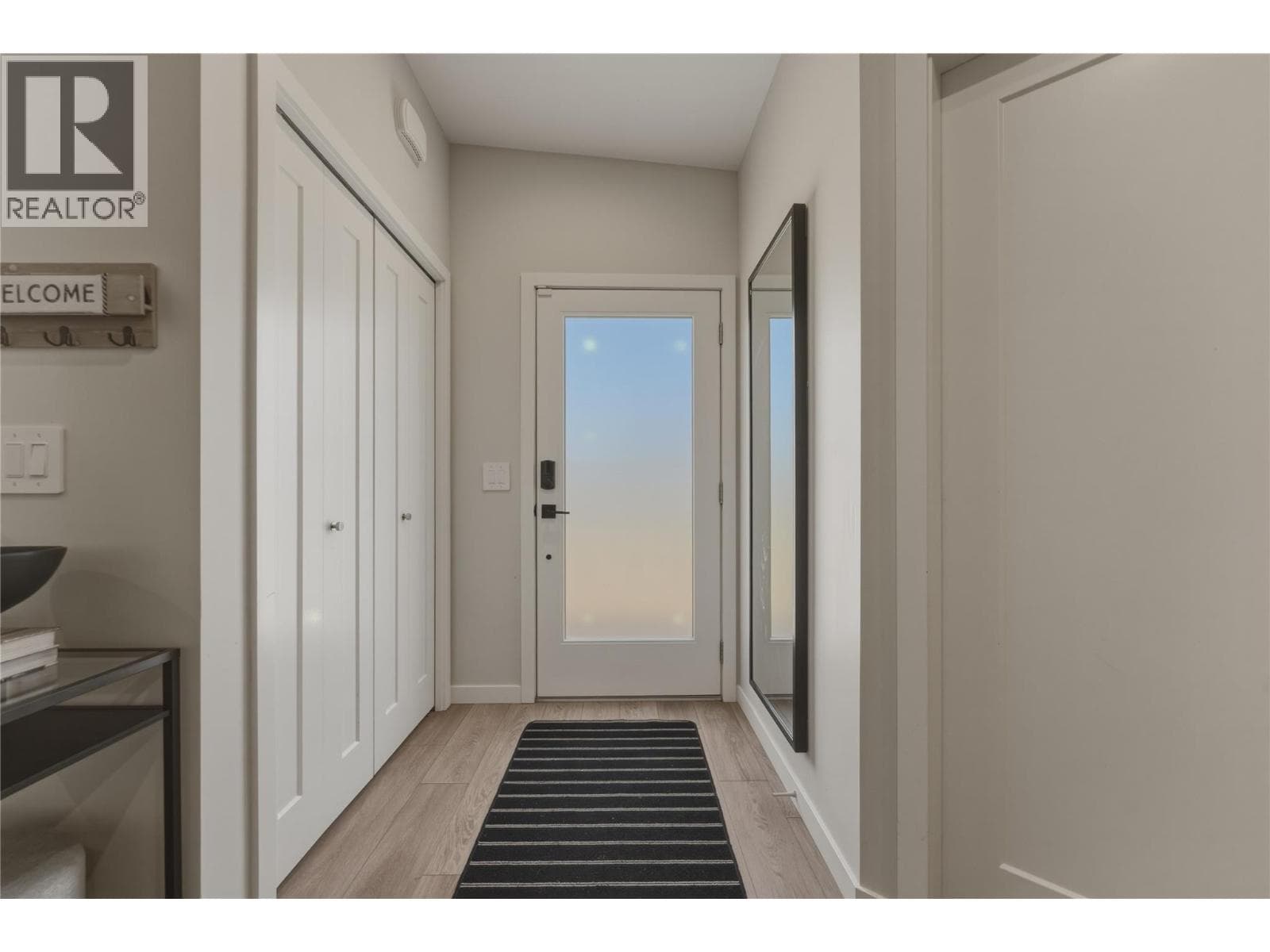 8900 Jim Bailey Road Unit# 32, Interior REALTORS® — photo 2