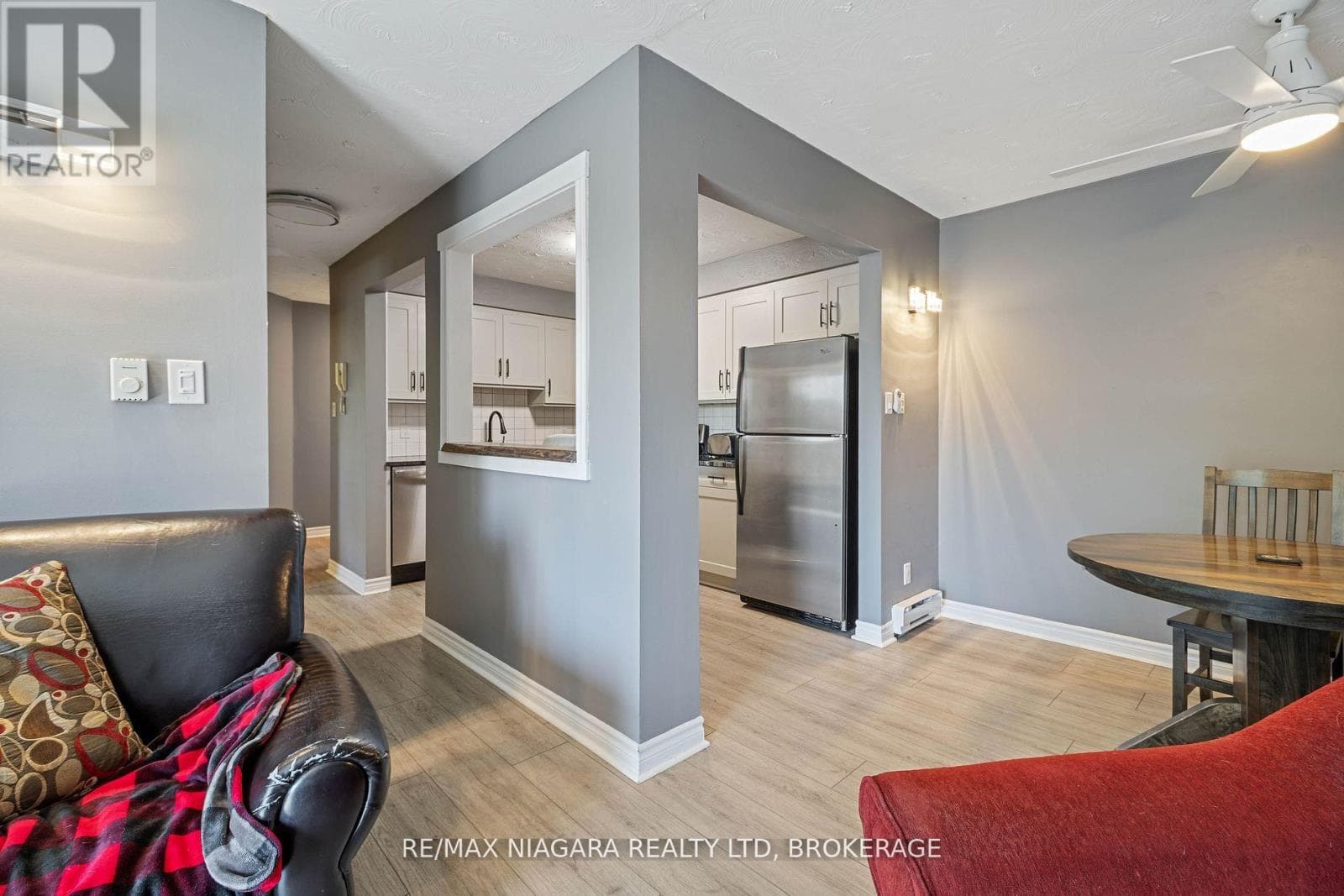 78 WELLAND Street Unit# 302, Niagara — photo 4