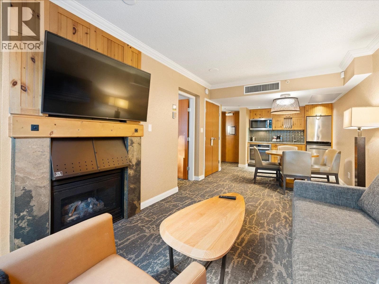 972 4090 WHISTLER WAY, Greater Vancouver — photo 5