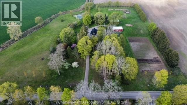 22054 KNOLL ROAD, Chatham Kent — photo 2