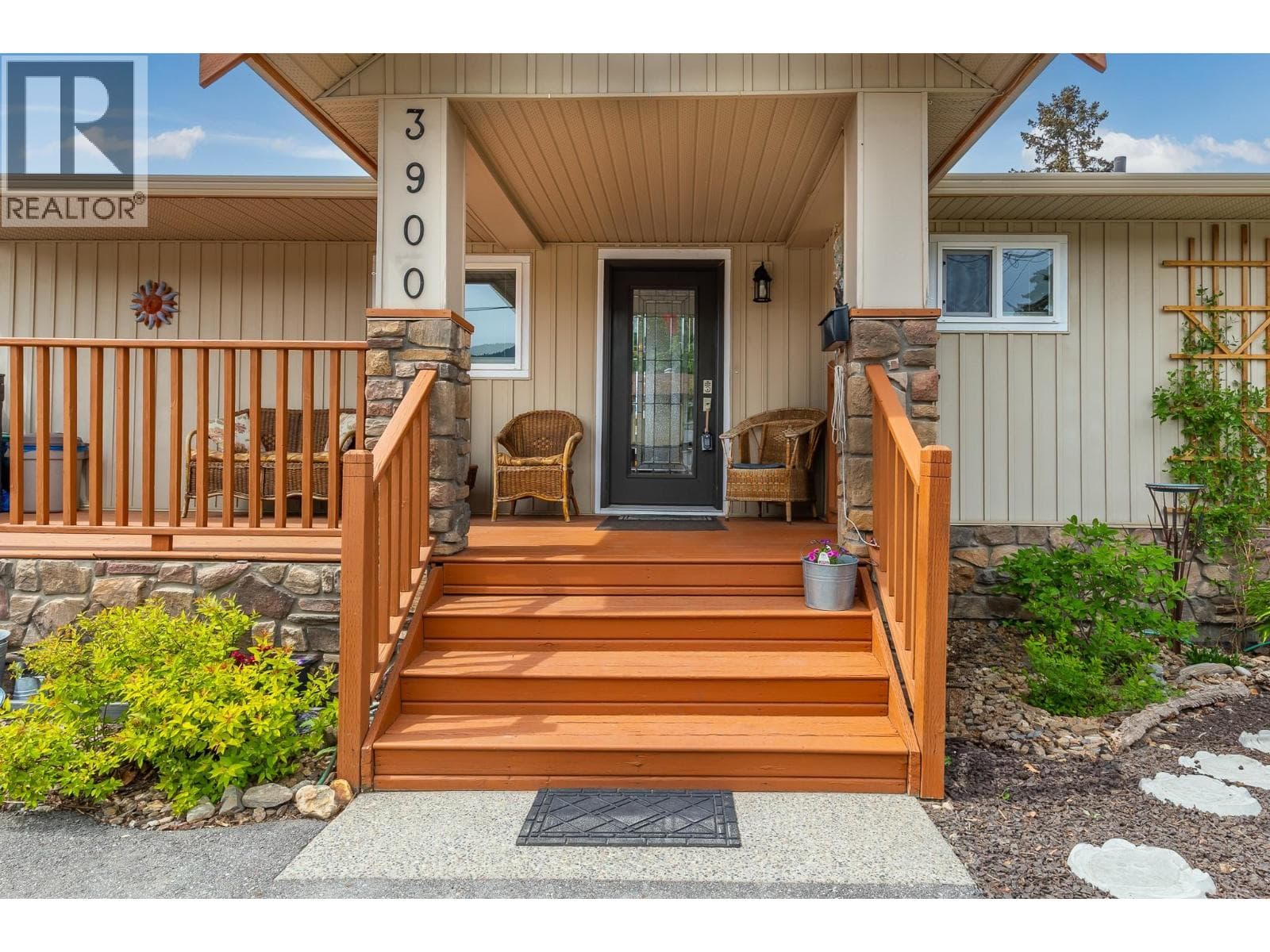 3900 14 STREET, Interior REALTORS® — photo 3