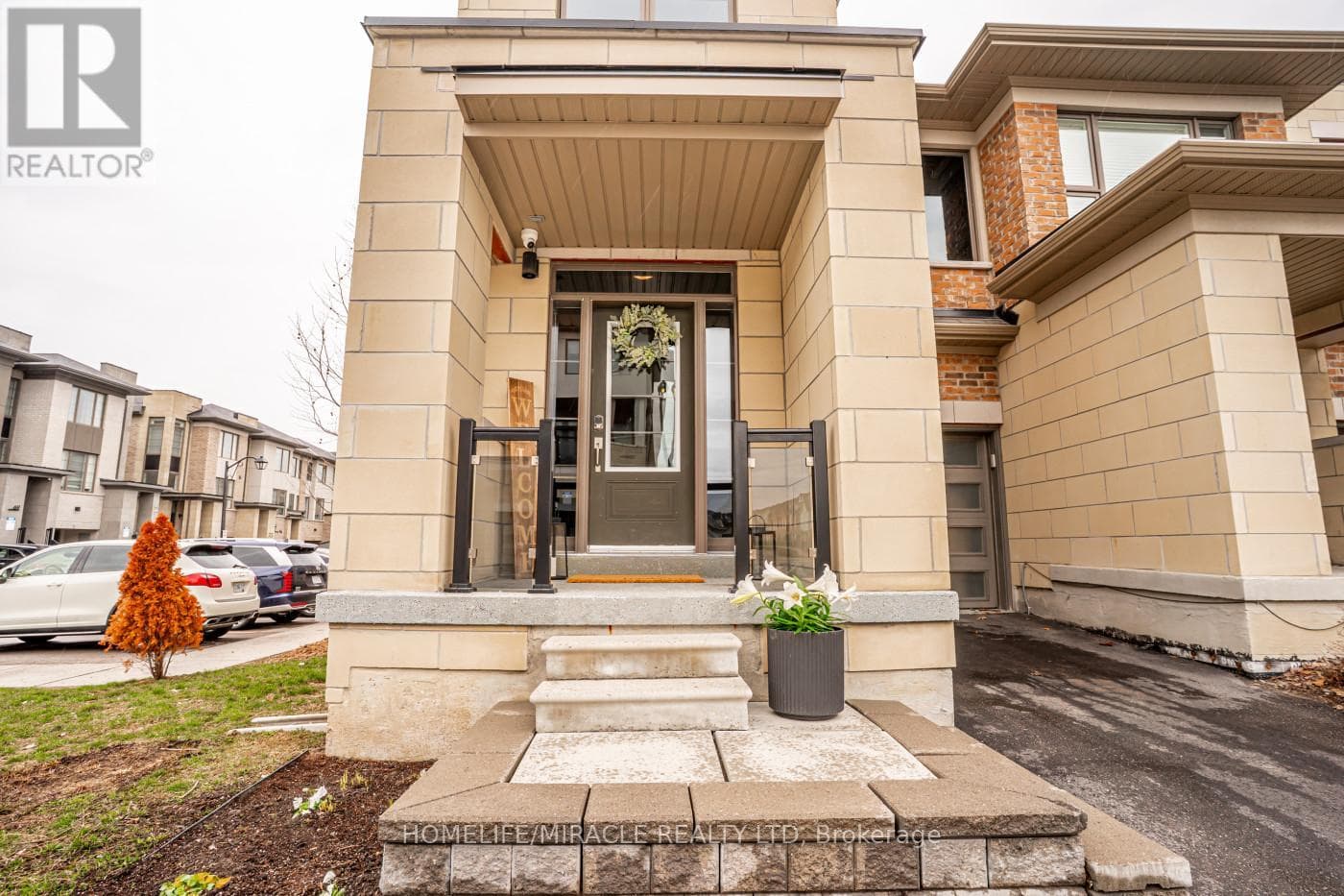 136 - 58 DONALD FLEMING WAY, Toronto — photo 3