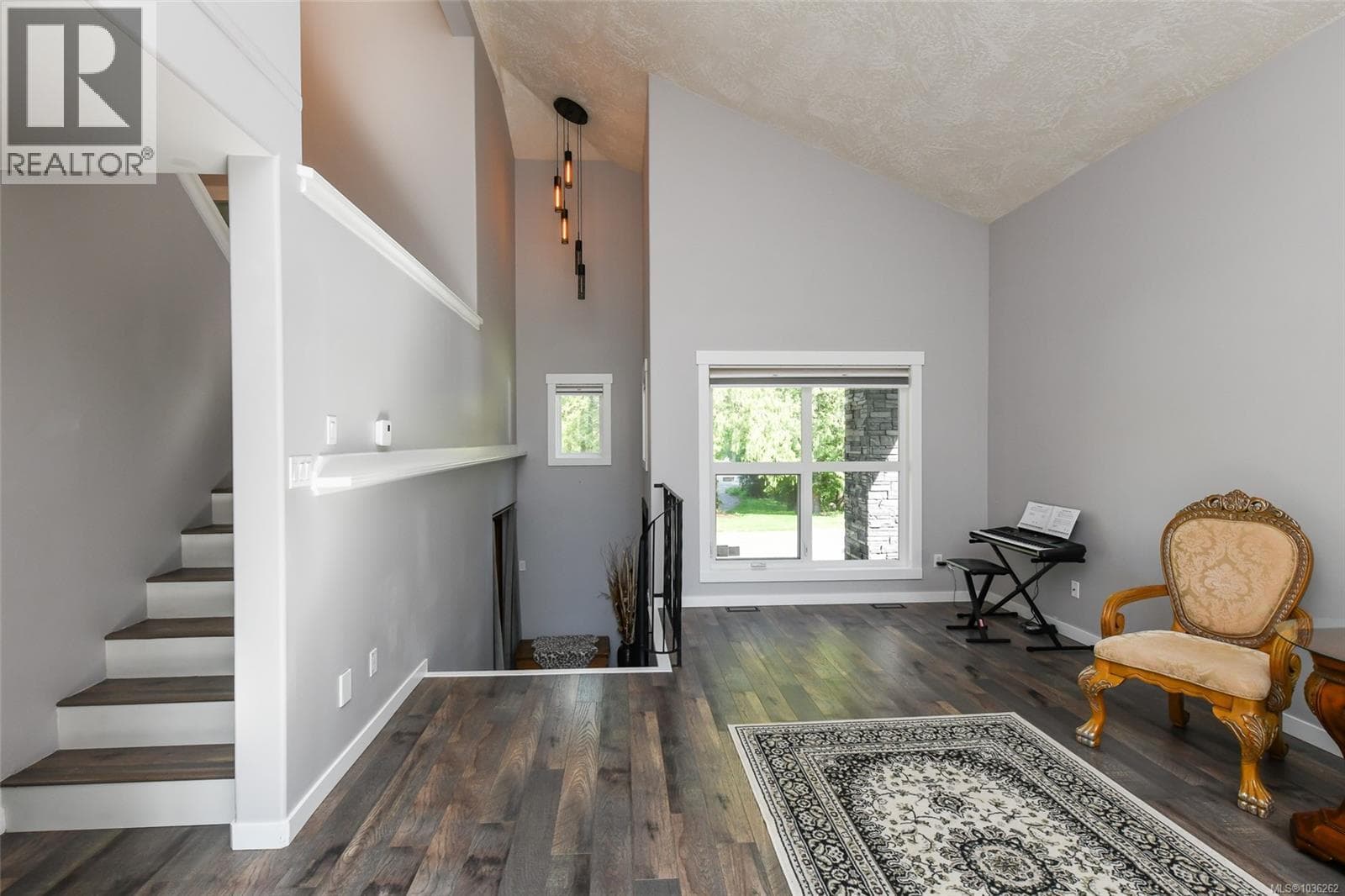 3550 Cumberland Rd, Vancouver Island — photo 3