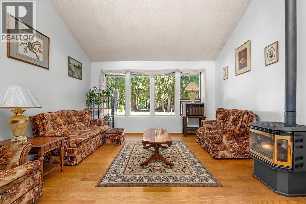 133 Springbend Road, Interior REALTORS® — photo 5