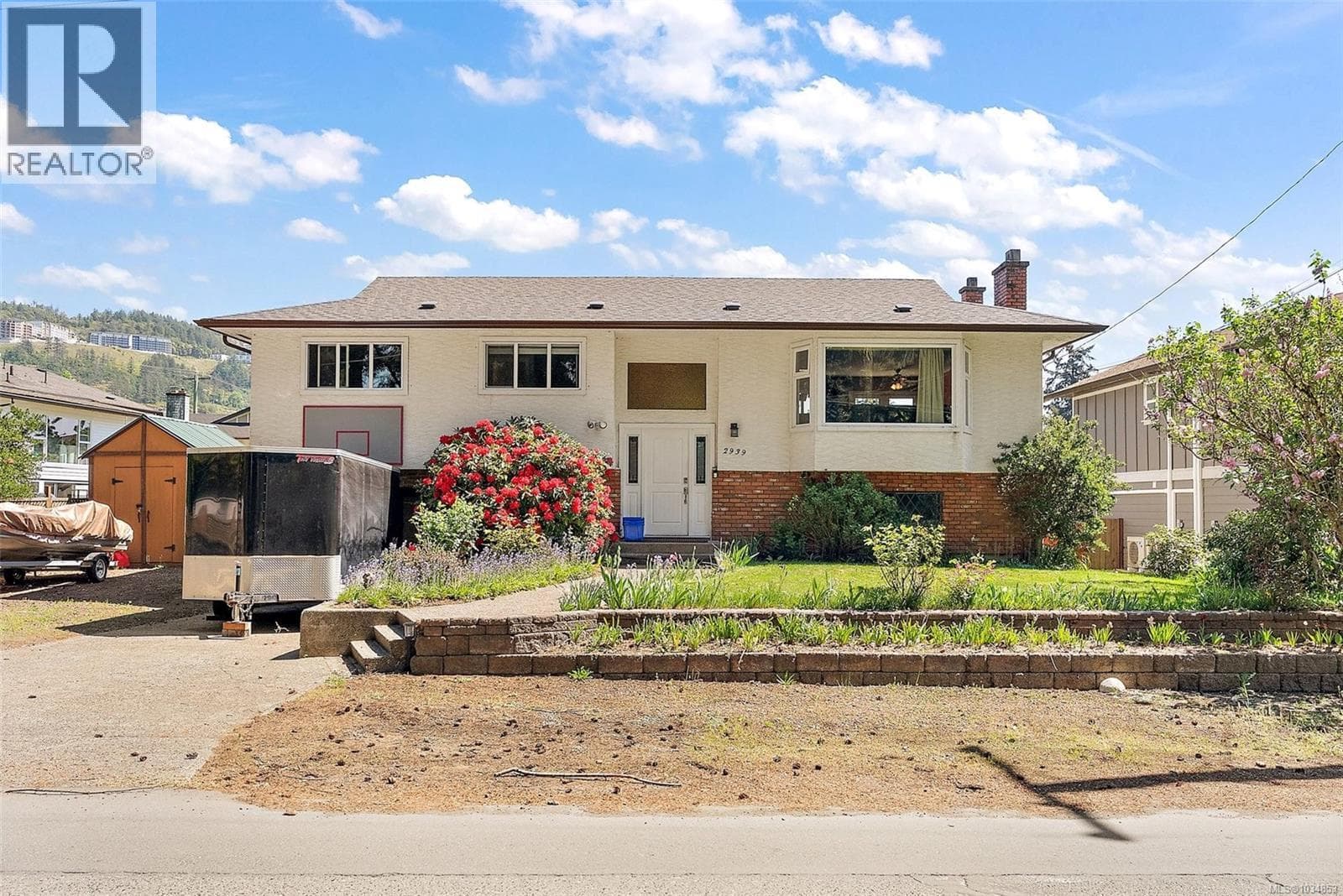 2939 Humpback Rd, Victoria — photo 2