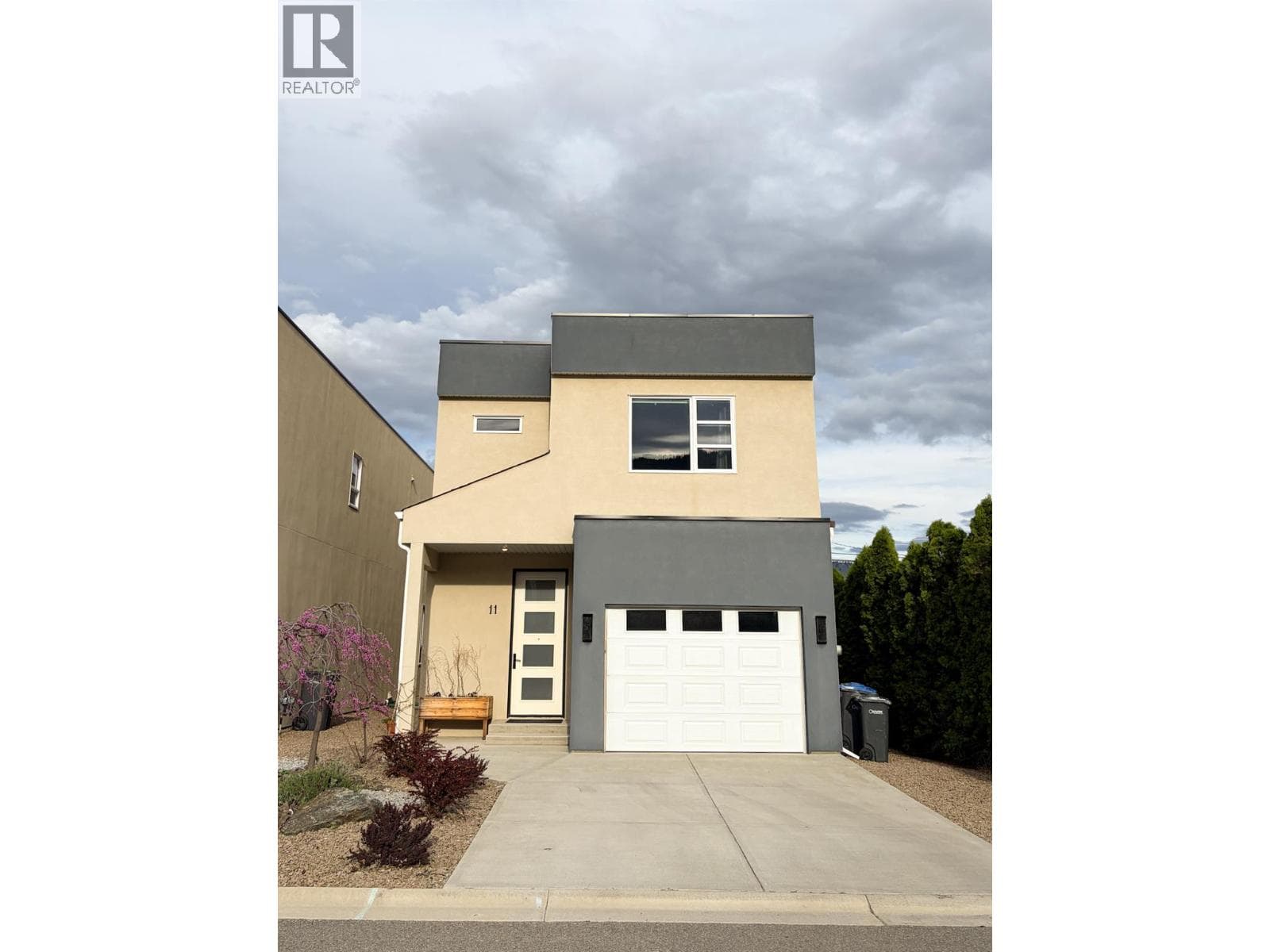 11 Raven Court in 