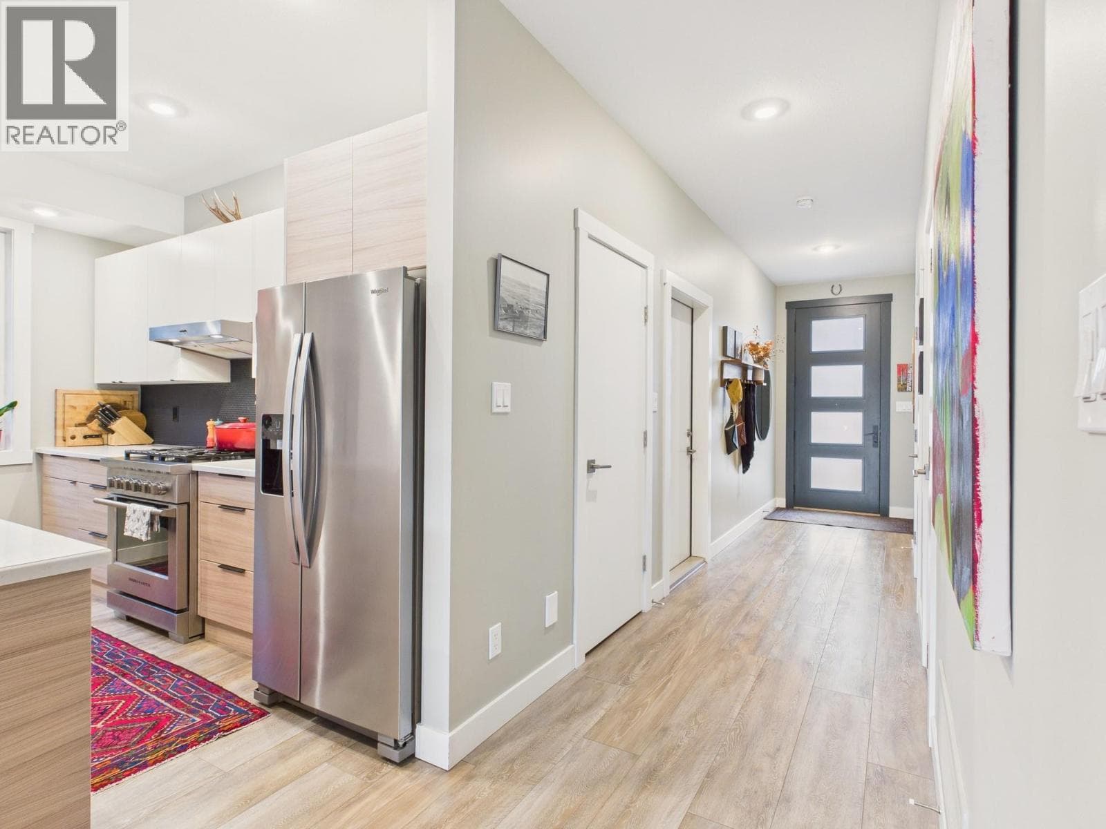 11 Raven Court, Interior REALTORS® — photo 4