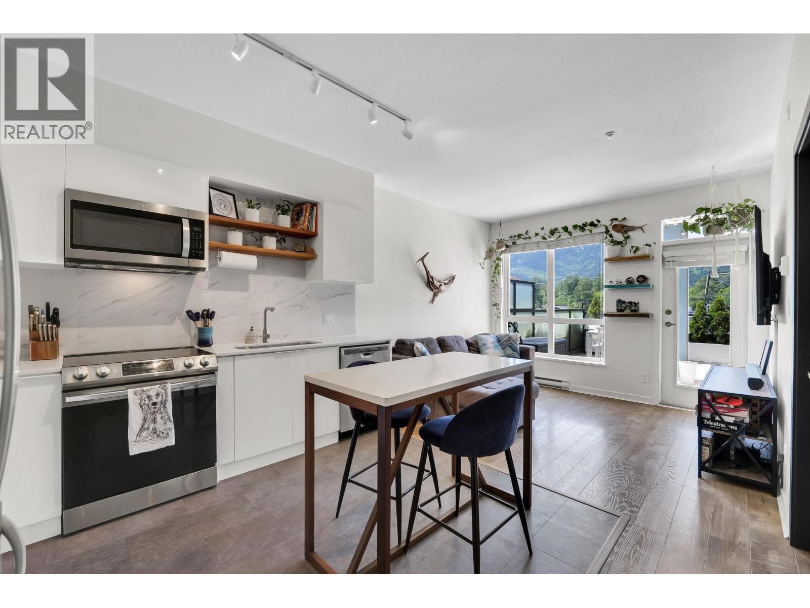 220 40437 TANTALUS ROAD in 