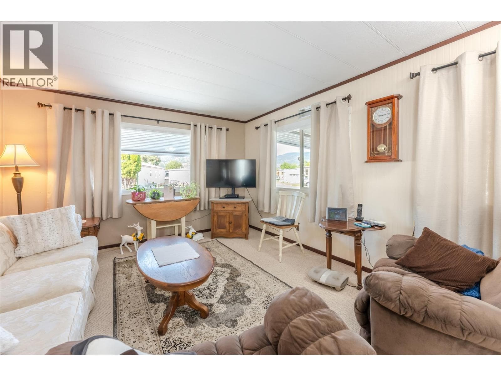 197 Dauphin Avenue Unit# 26, Interior REALTORS® — photo 4
