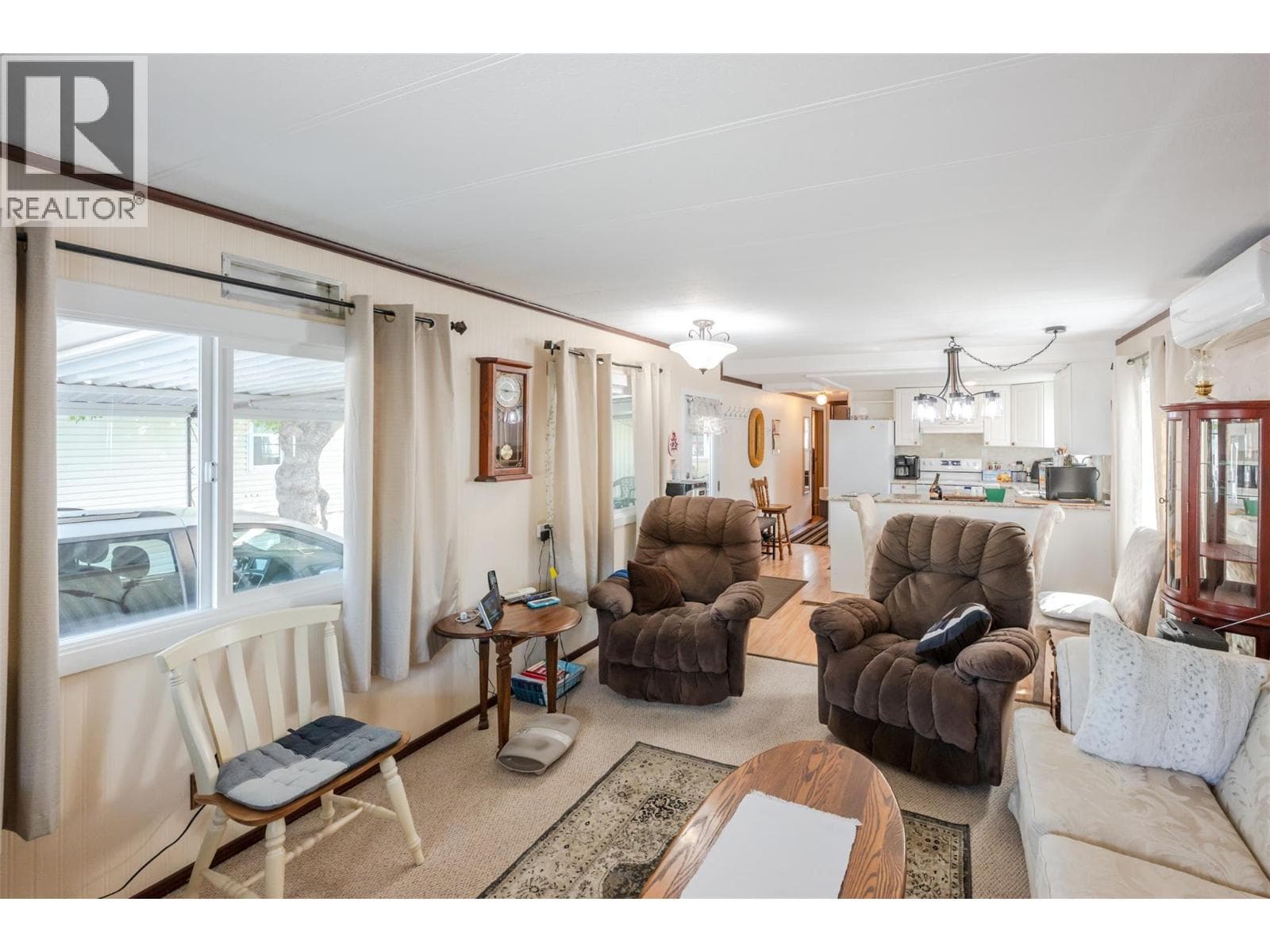 197 Dauphin Avenue Unit# 26, Interior REALTORS® — photo 5