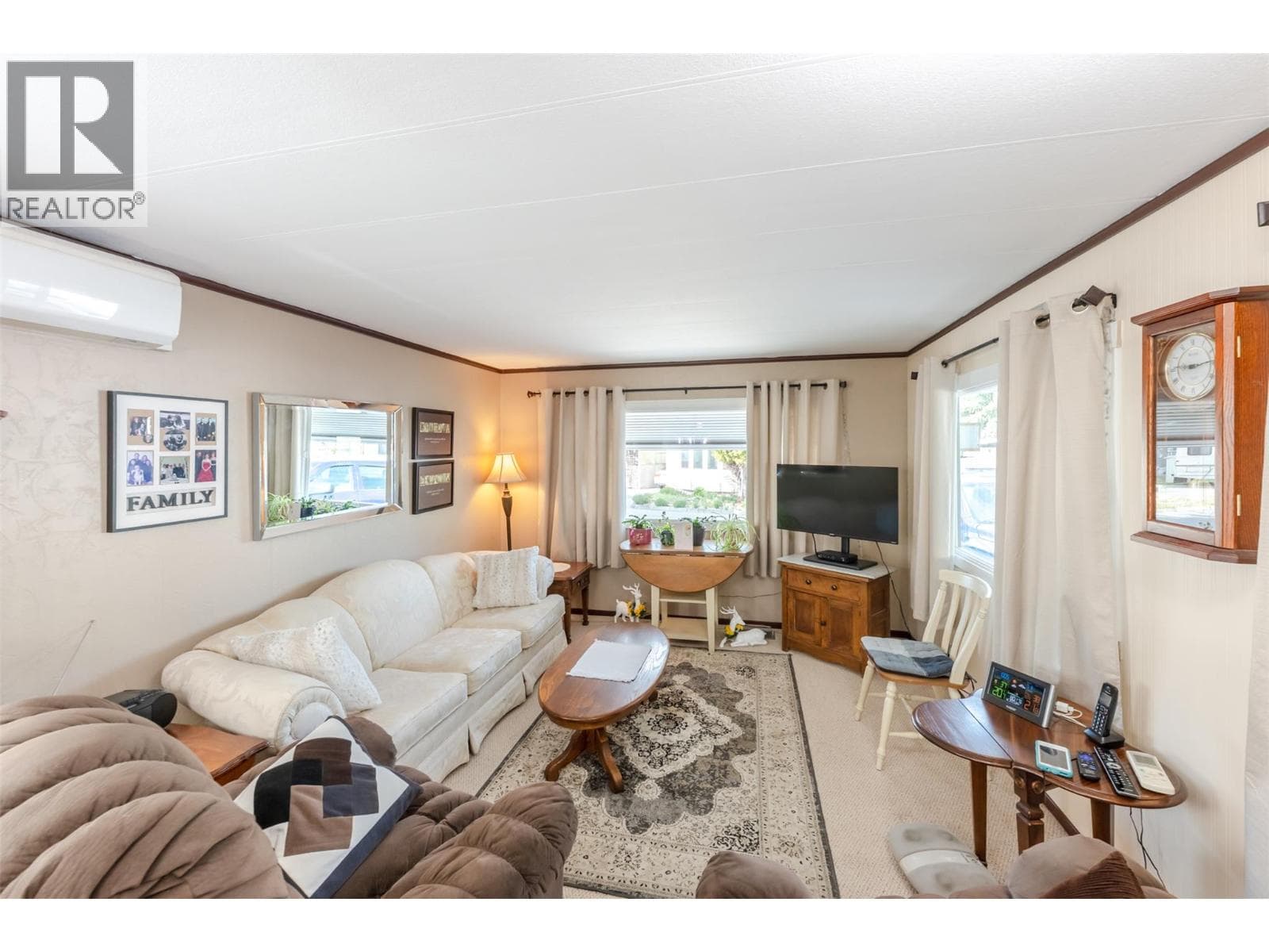 197 Dauphin Avenue Unit# 26, Interior REALTORS® — photo 2