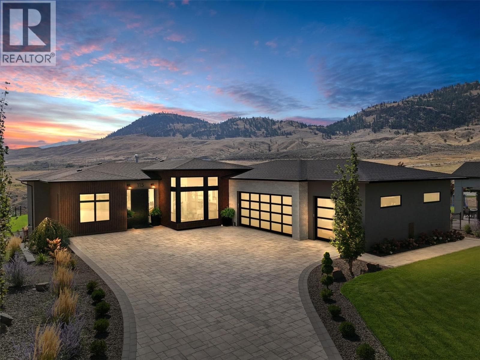 115 Lake Point Court in 