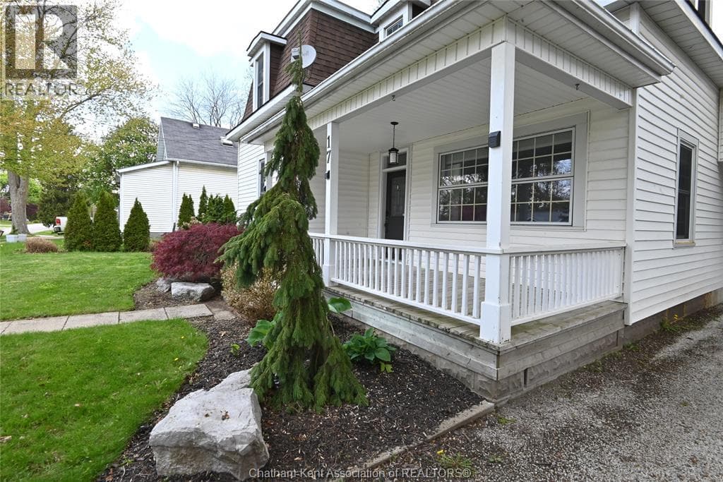 17 Cunningham AVENUE, Chatham Kent — photo 3