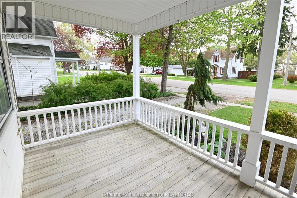 17 Cunningham AVENUE, Chatham Kent — photo 4
