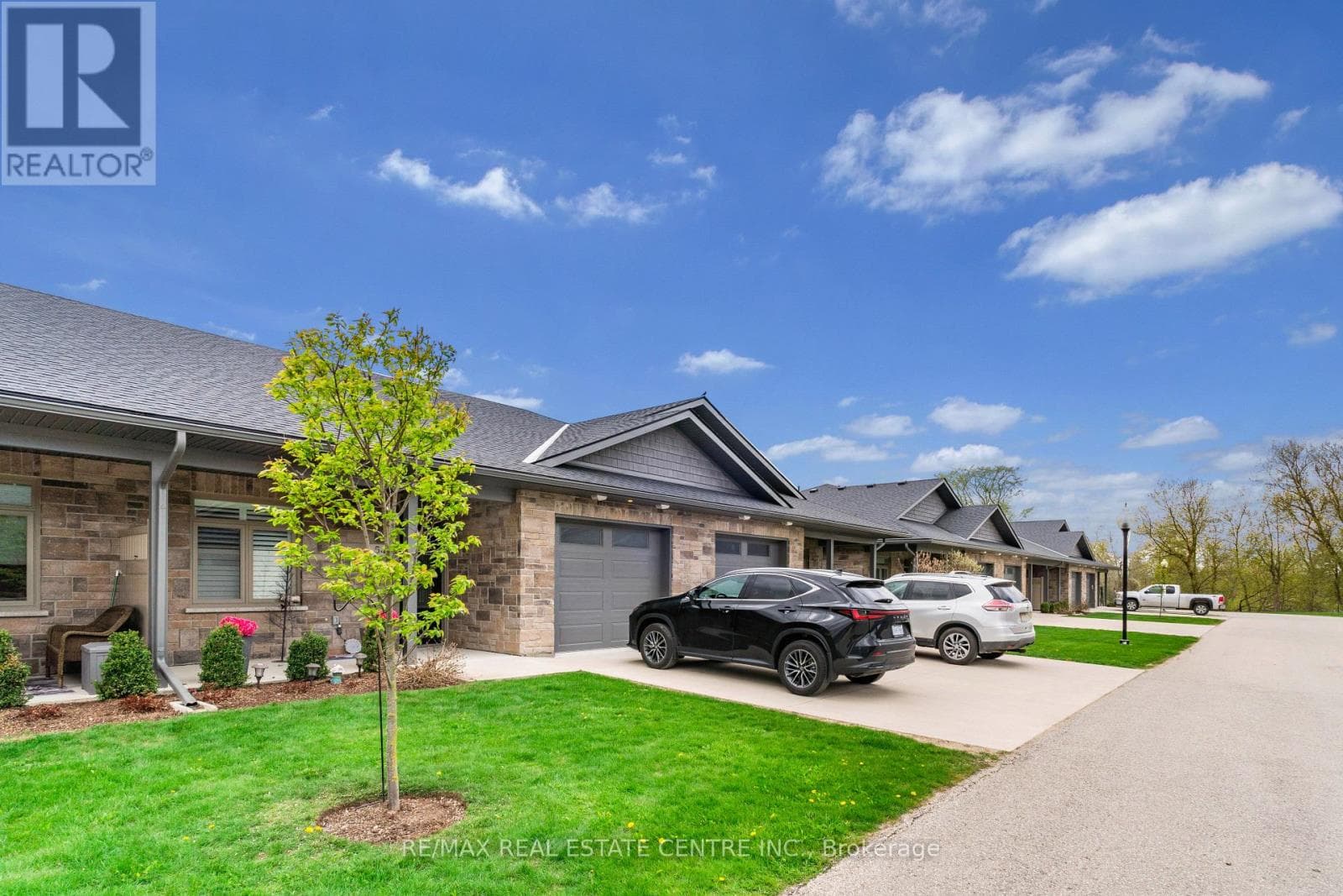 54 - 375 MITCHELL ROAD S, Toronto — photo 4
