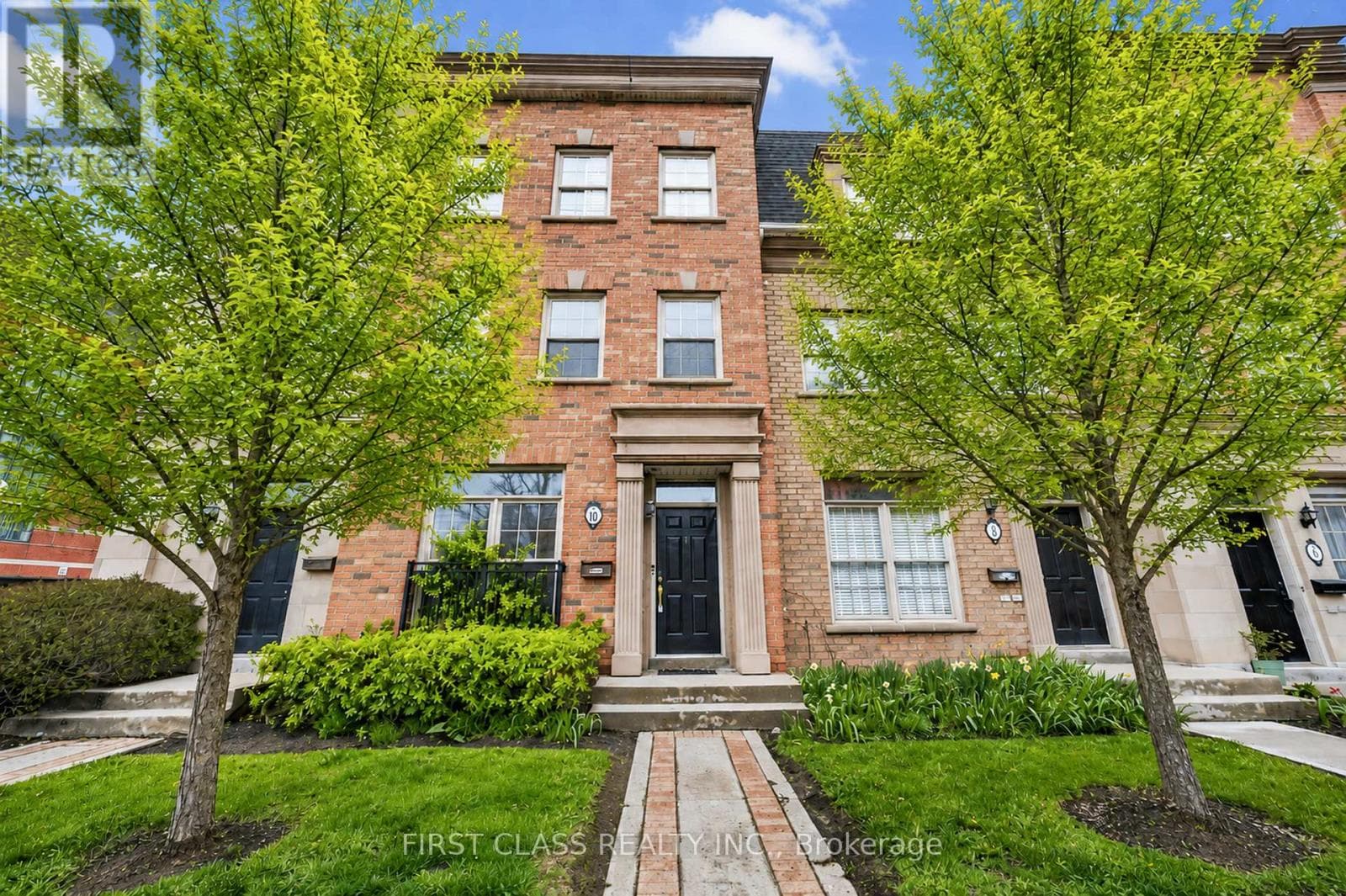 TH10 - 3076 LAKE SHORE BOULEVARD W in New Toronto