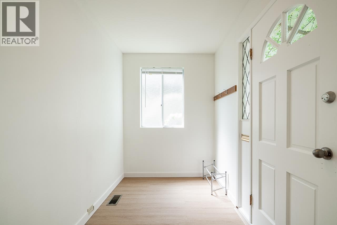 2720 WEST 24TH AVENUE, Greater Vancouver — photo 3