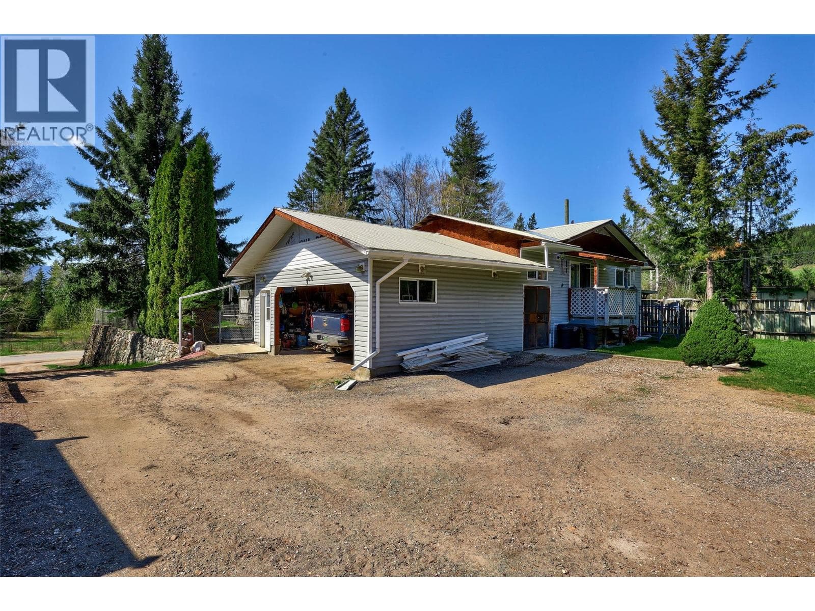 1029 Raft River Road, Interior REALTORS® — photo 3