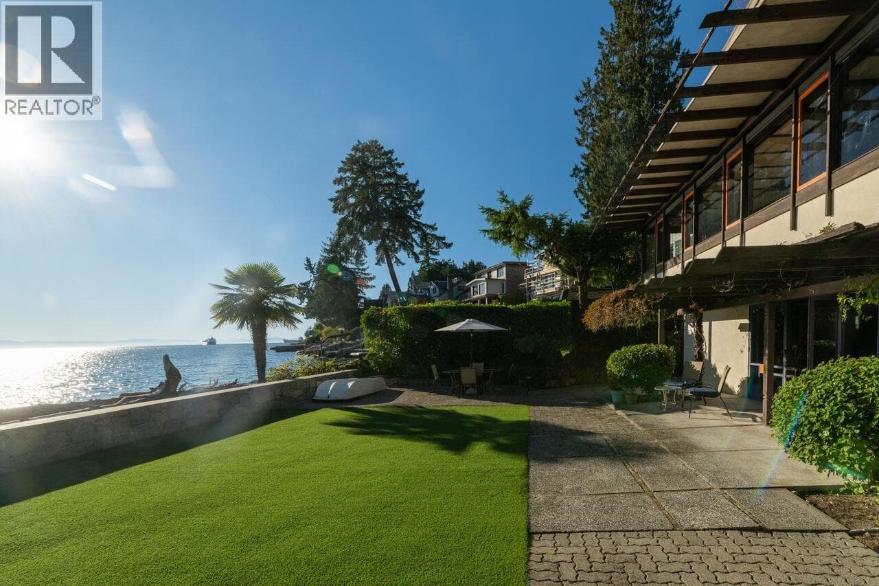 3248 MARINE DRIVE in West Bay