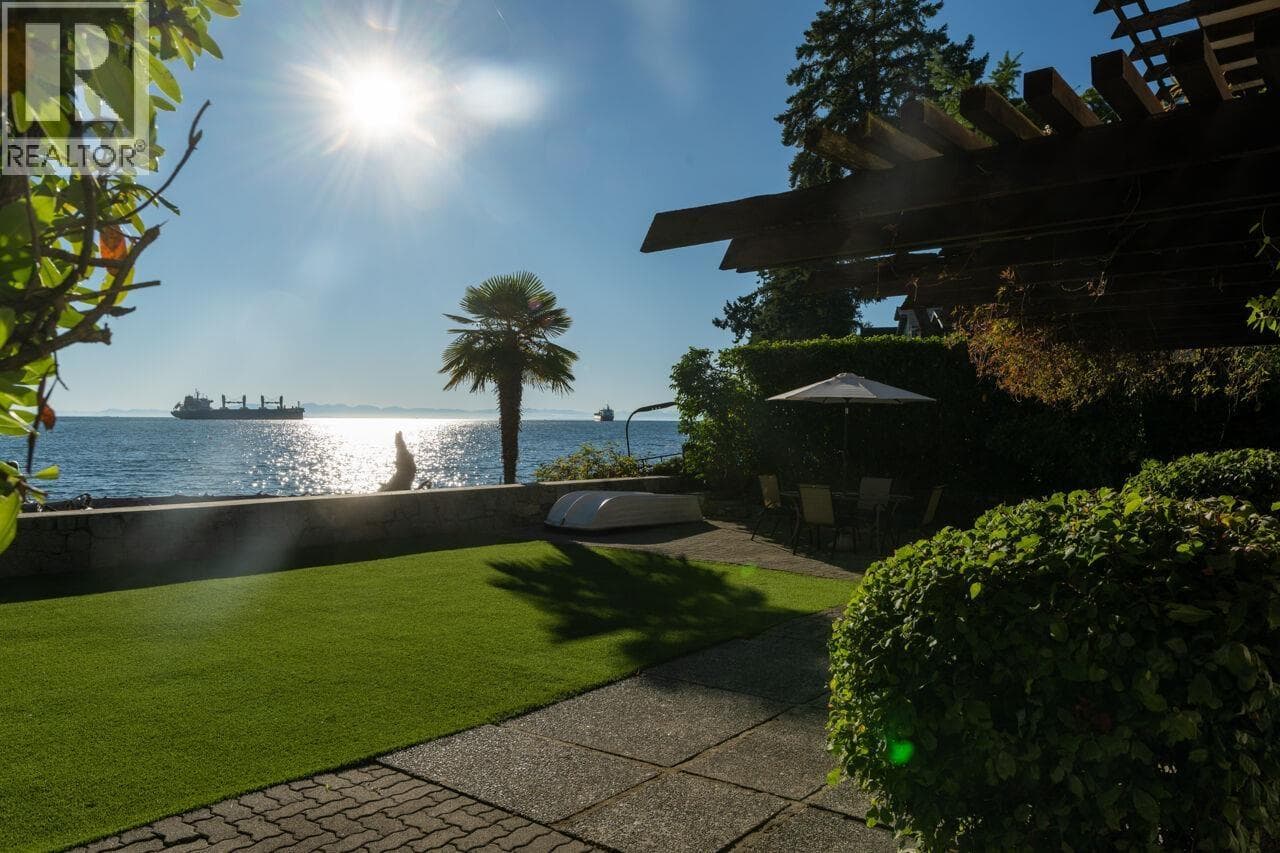 3248 MARINE DRIVE, Greater Vancouver — photo 2